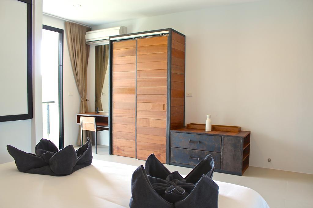 Little Paris Phuket Apartamento Exterior foto