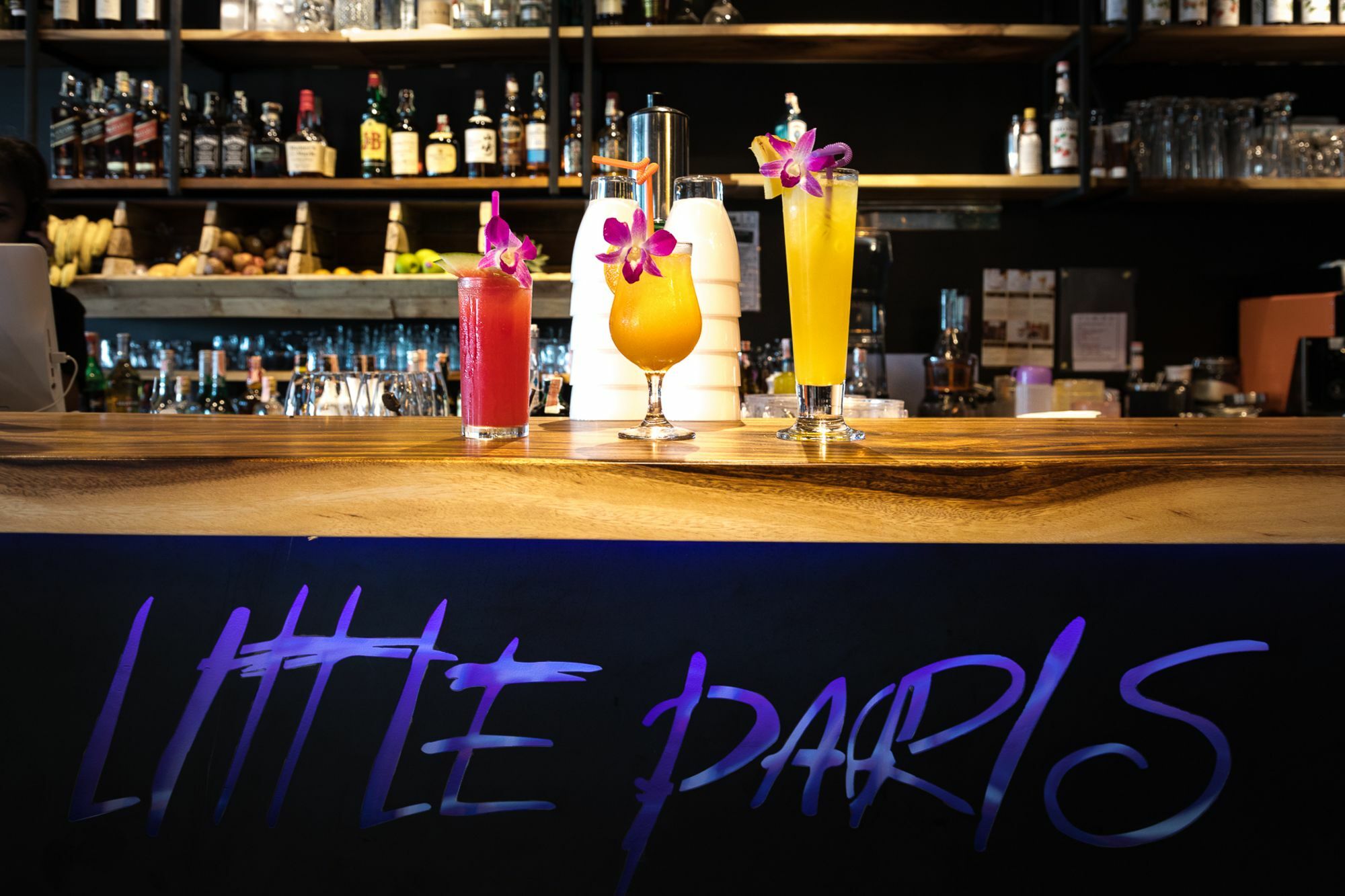Little Paris Phuket Apartamento Exterior foto